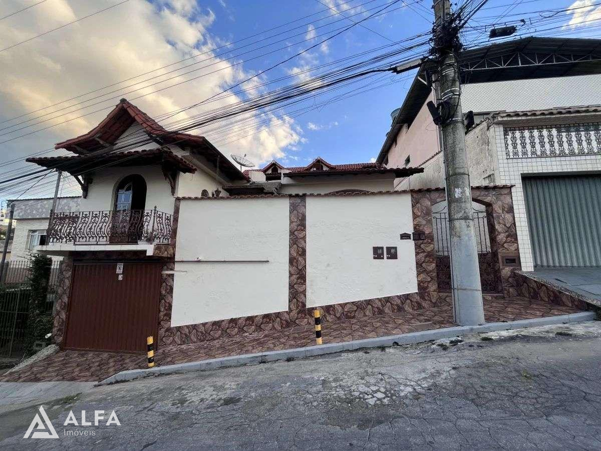 2 casa á venda em Barbacena com 3 dormitório e 2 suítes no Santa Cecília