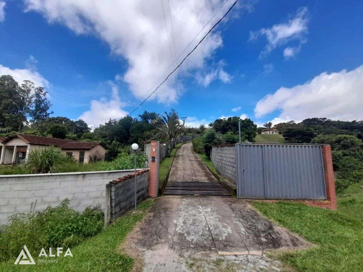 Sítio à venda em Barbacena, Santa Cecília, com 3 quartos, 2ha